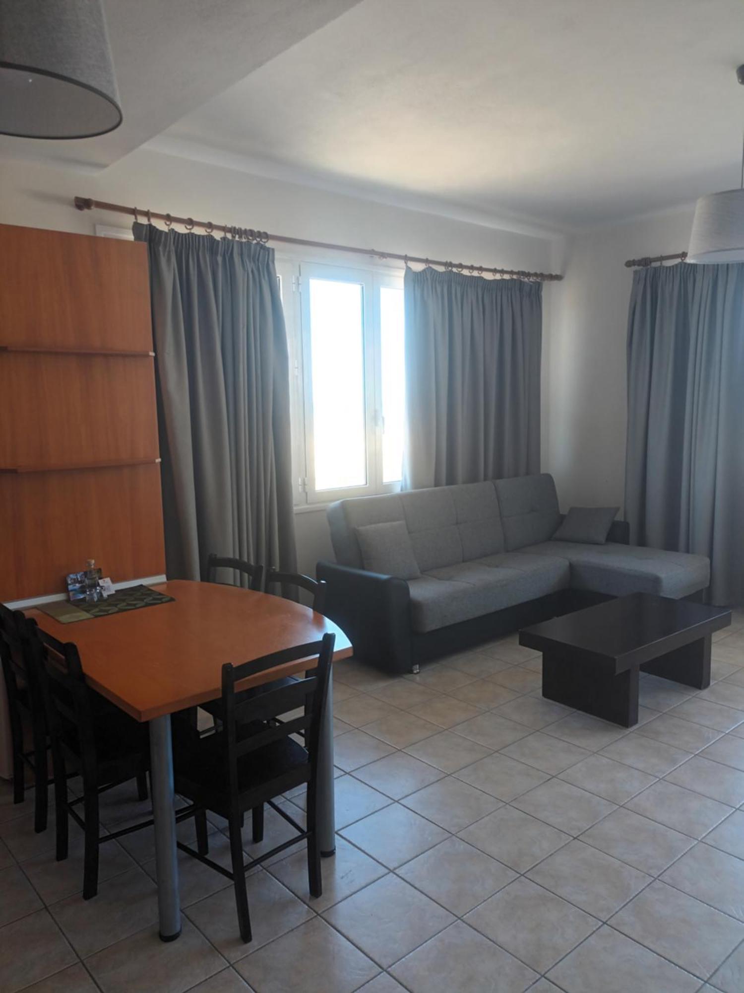 Cathrin Beach Apartments สตาวรอช ภายนอก รูปภาพ